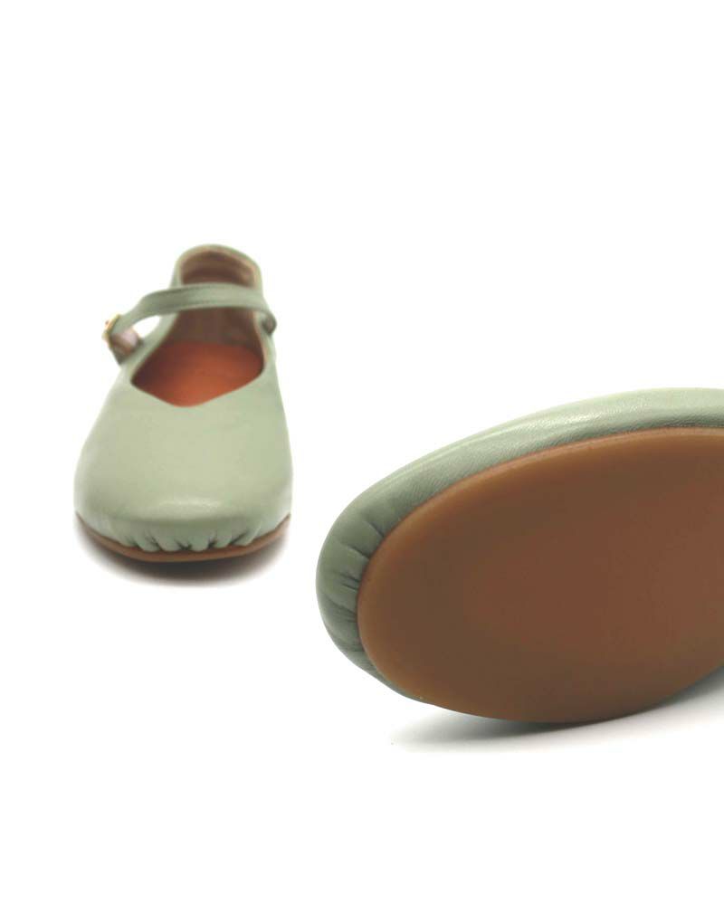 MP-02モスグリーン正面